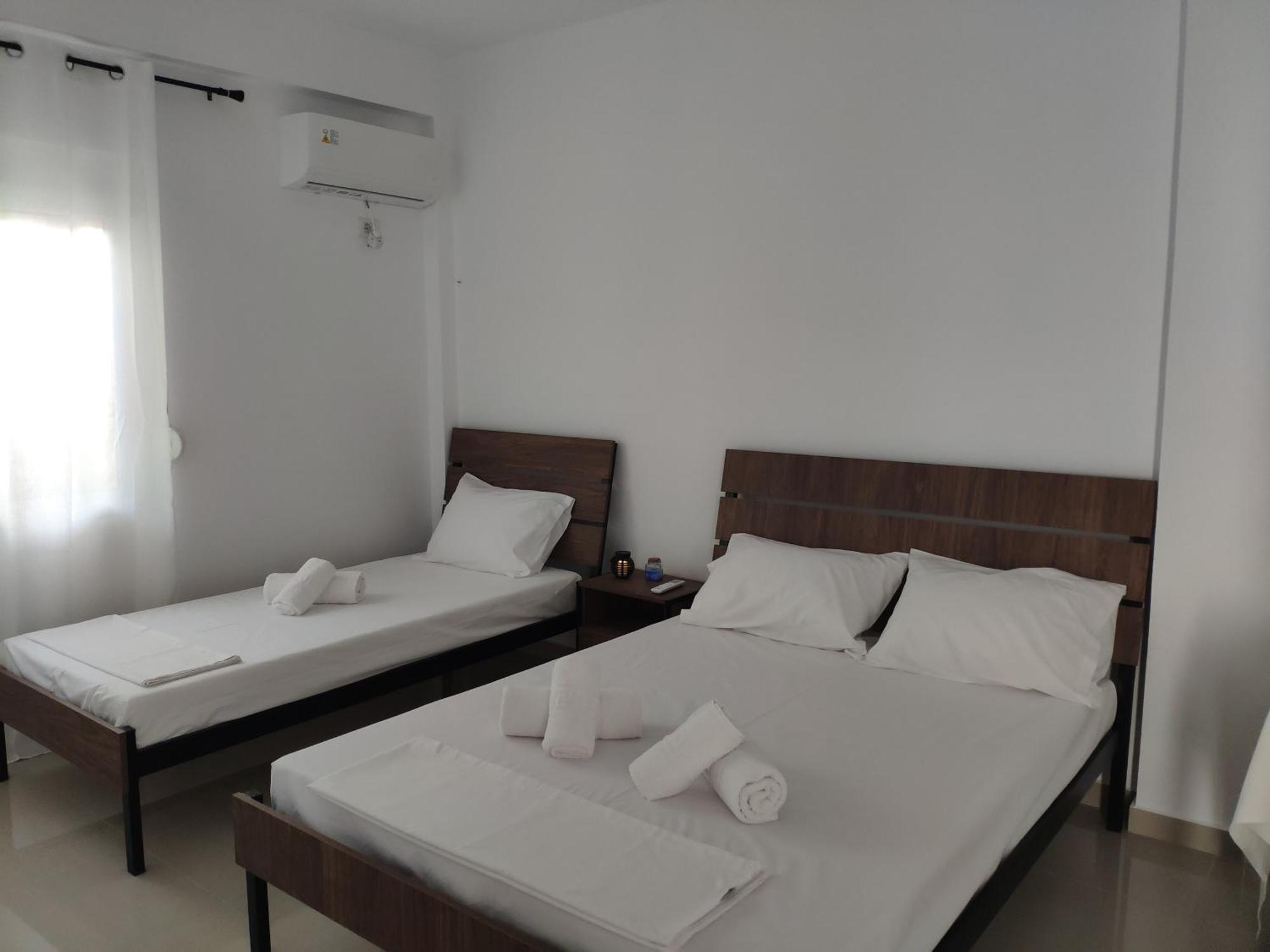 Kolagji Rooms Lukove Exterior photo