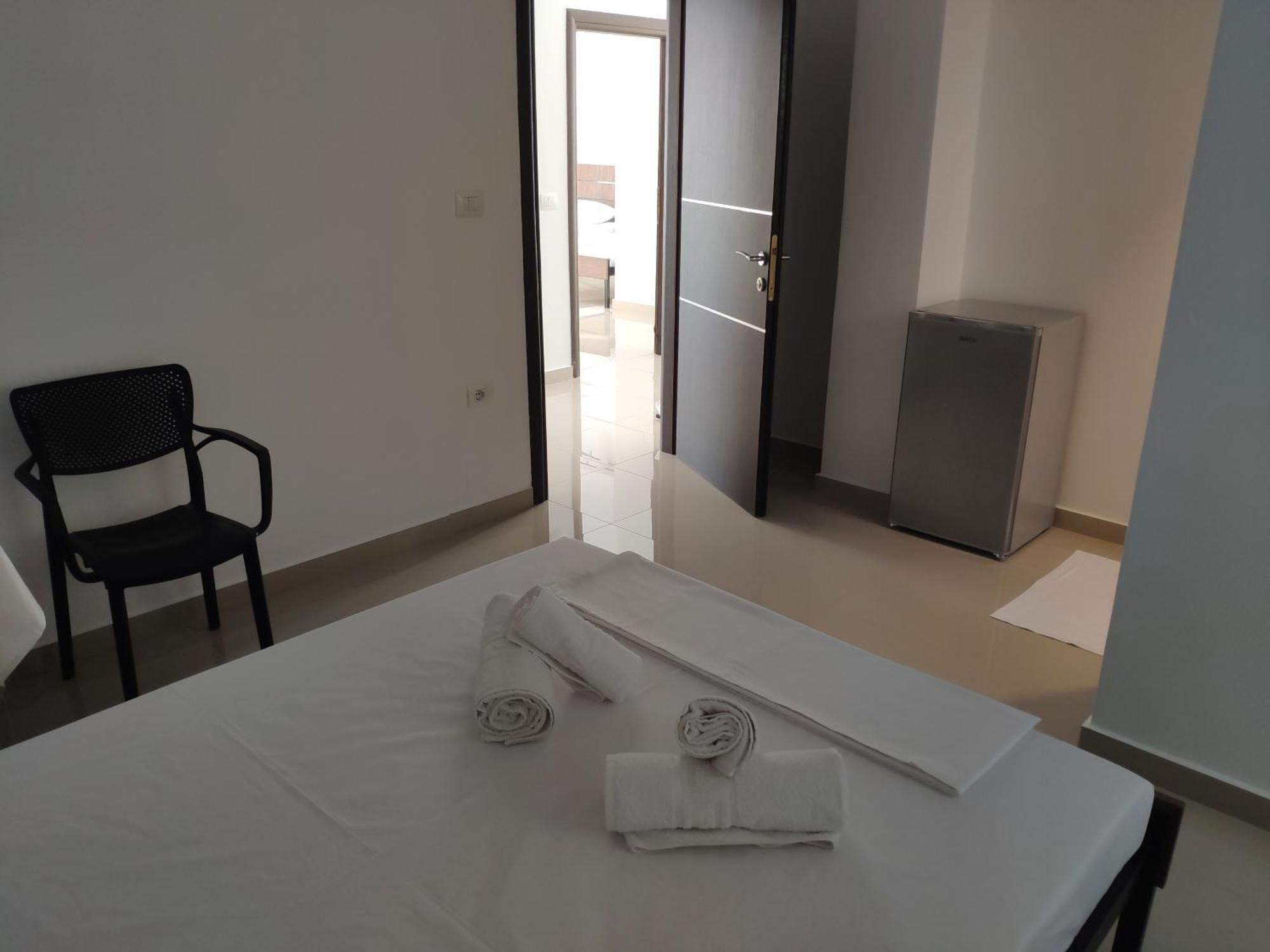 Kolagji Rooms Lukove Exterior photo